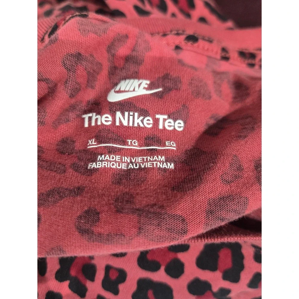 Nike Long Sleeve Shirt Womens XL Pink Red Leopard Print Cotton‎ DM2767-661